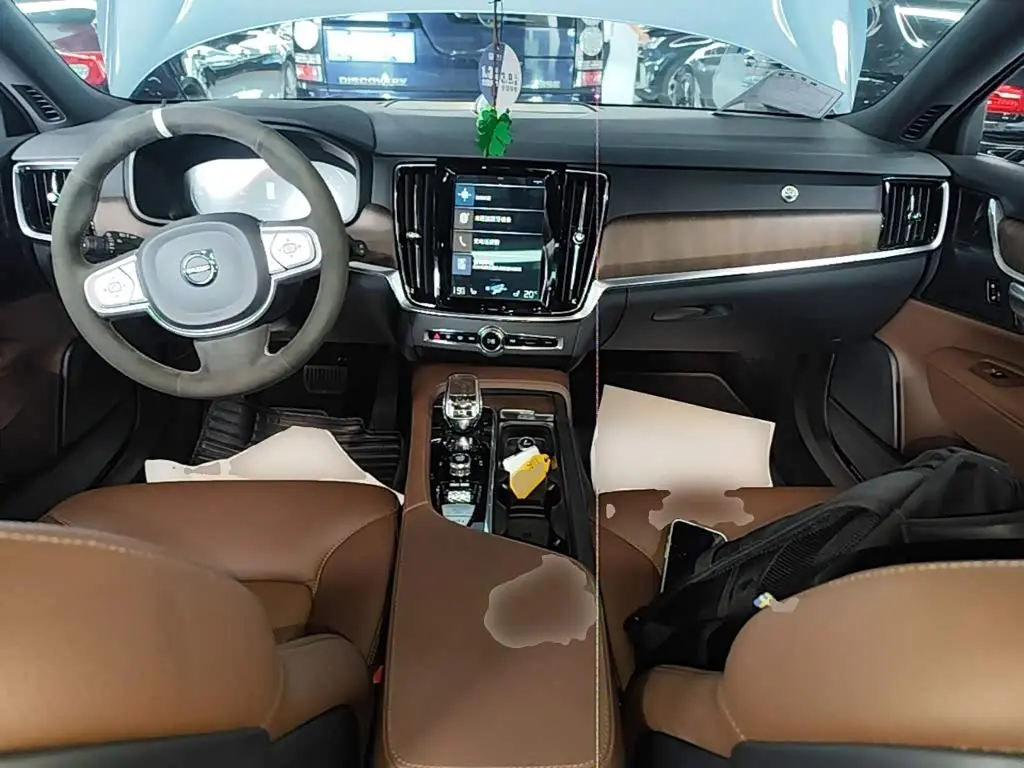 Volvo V90 2021 — Photo 6/20