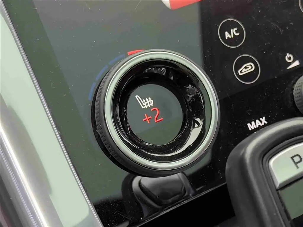 Land Rover Range Rover Sport 2020 — Photo 17/20