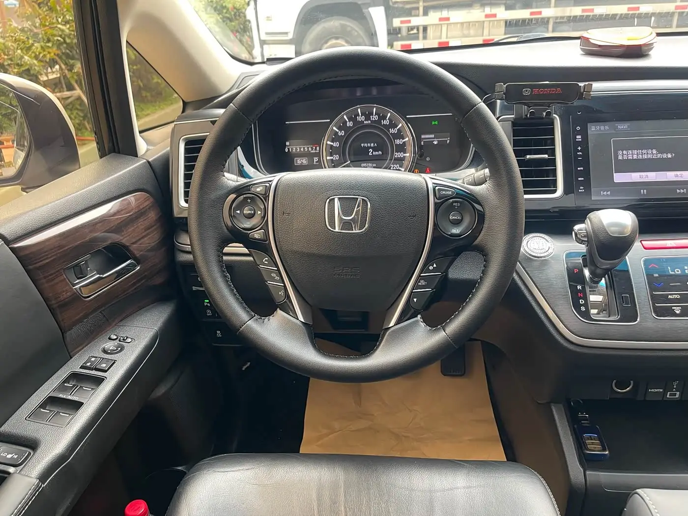 Honda Elysion 2018 — Фото 15/20