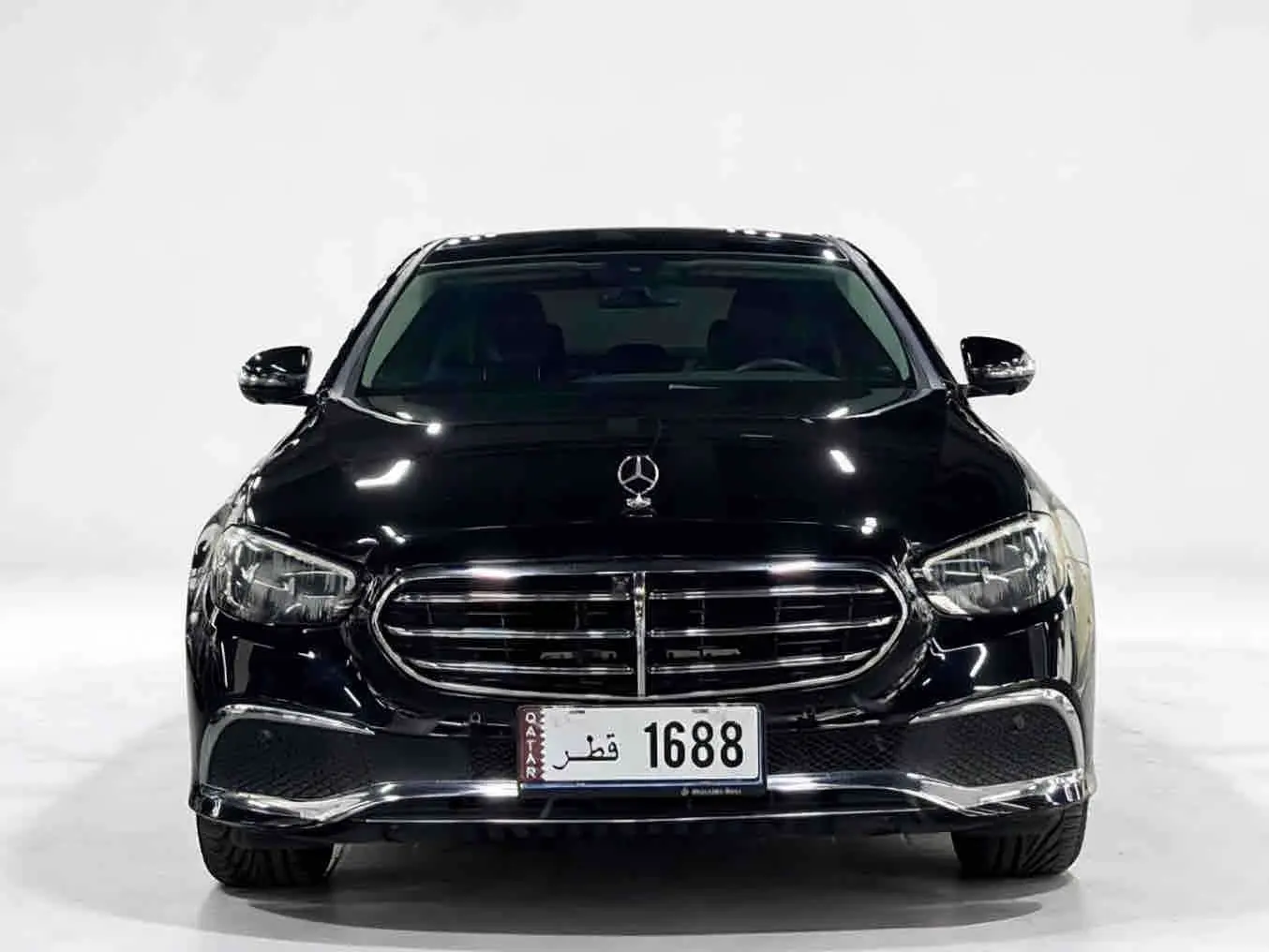 Mercedes-Benz E-Class 2021 — Photo 3/9