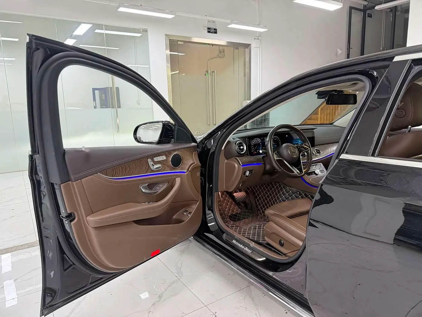 Mercedes-Benz E-Class New Energy 2022 — Photo 7/19