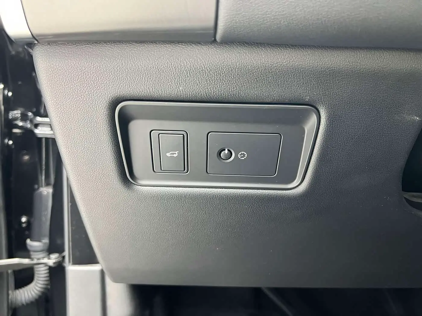 Land Rover Range Rover Sport 2017 — Фото 12/18