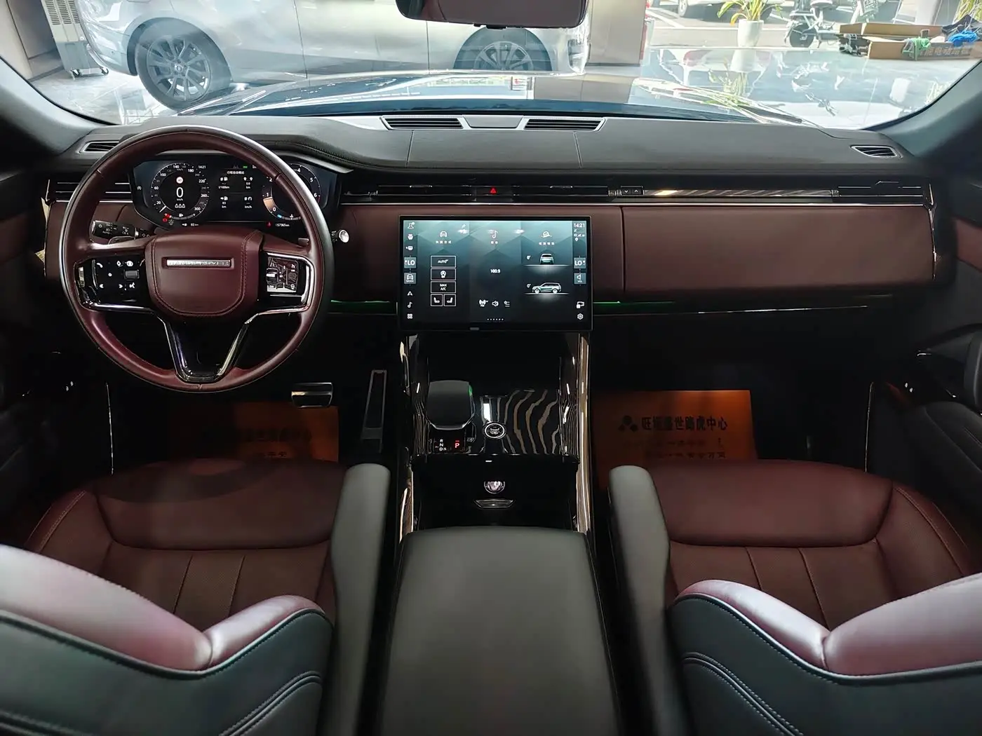Land Rover Range Rover Sport 2024 — Photo 15/20
