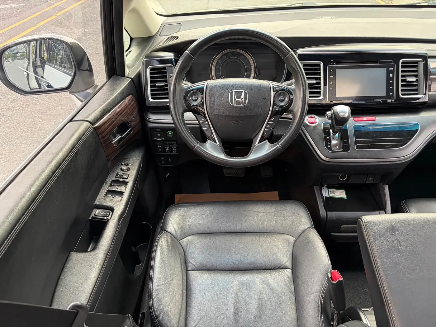 Honda Elysion 2018 — Photo 15/20