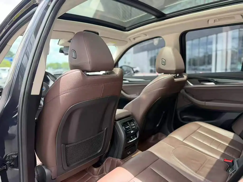BMW X3 2021 — Şəkil 8/20
