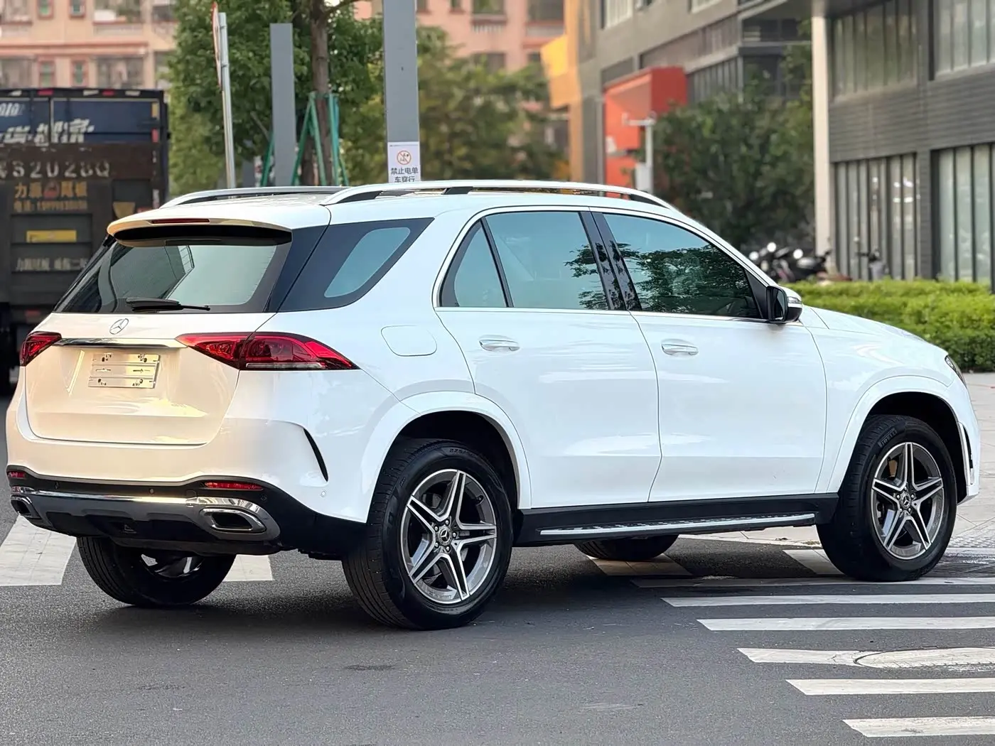 Mercedes-Benz GLE 2021 — Фото 9/9