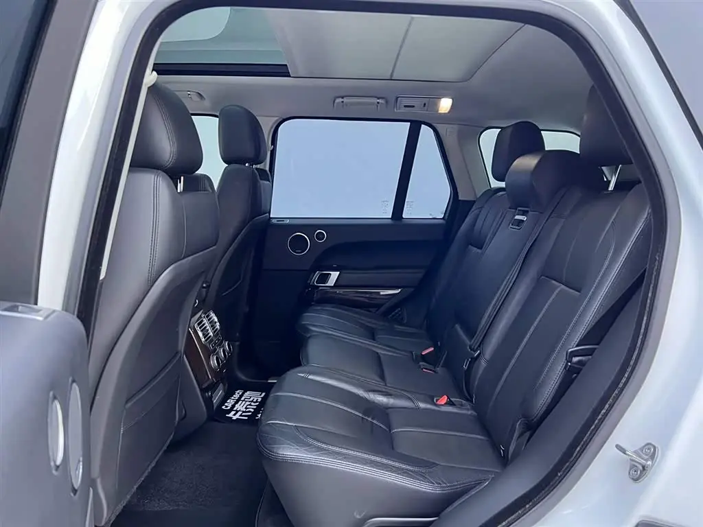 Land Rover Range Rover 2018 — Şəkil 17/20