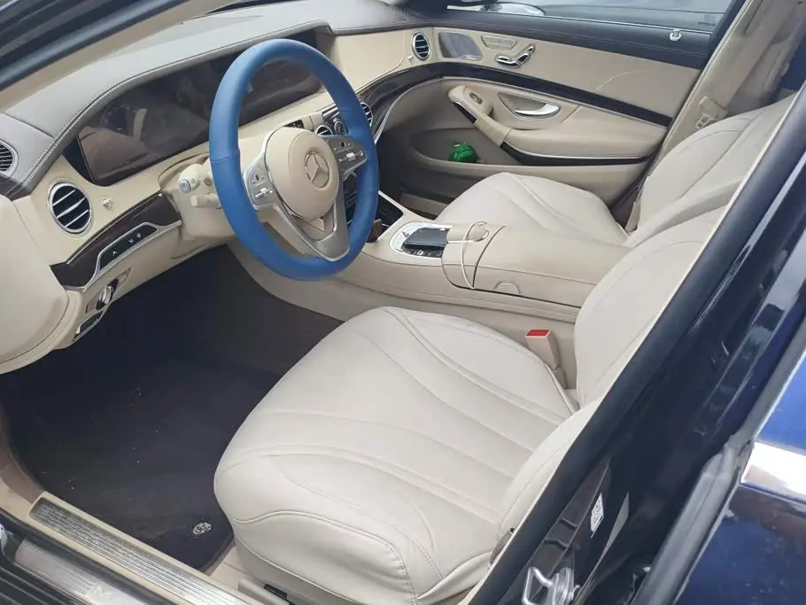 Mercedes-Benz Maybach S-Class 2019 — Photo 9/16