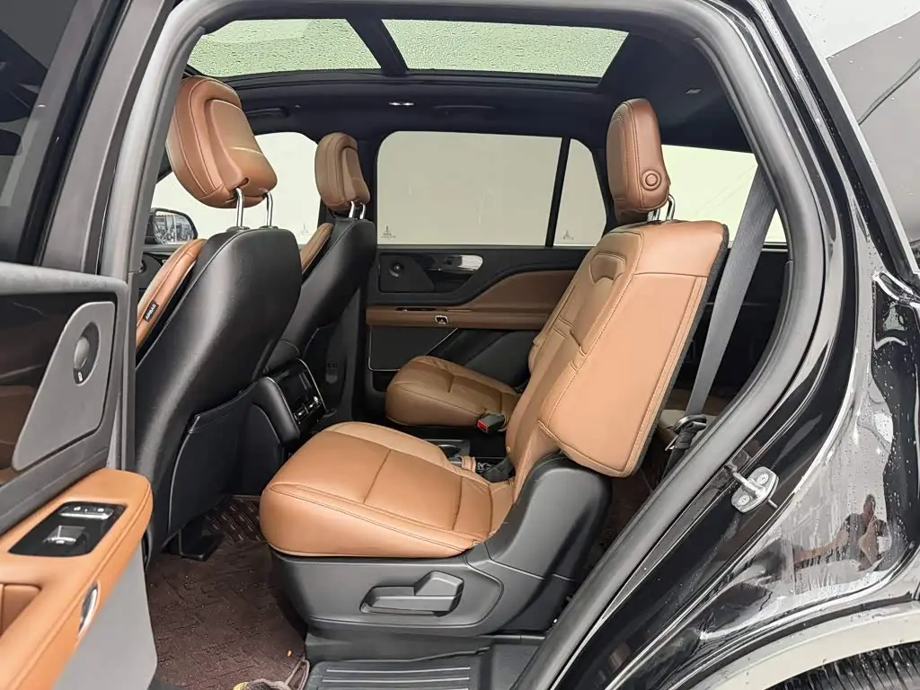Lincoln Aviator 2021 — Şəkil 19/20