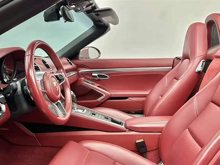 Porsche 718 2023 — Фото 14/15