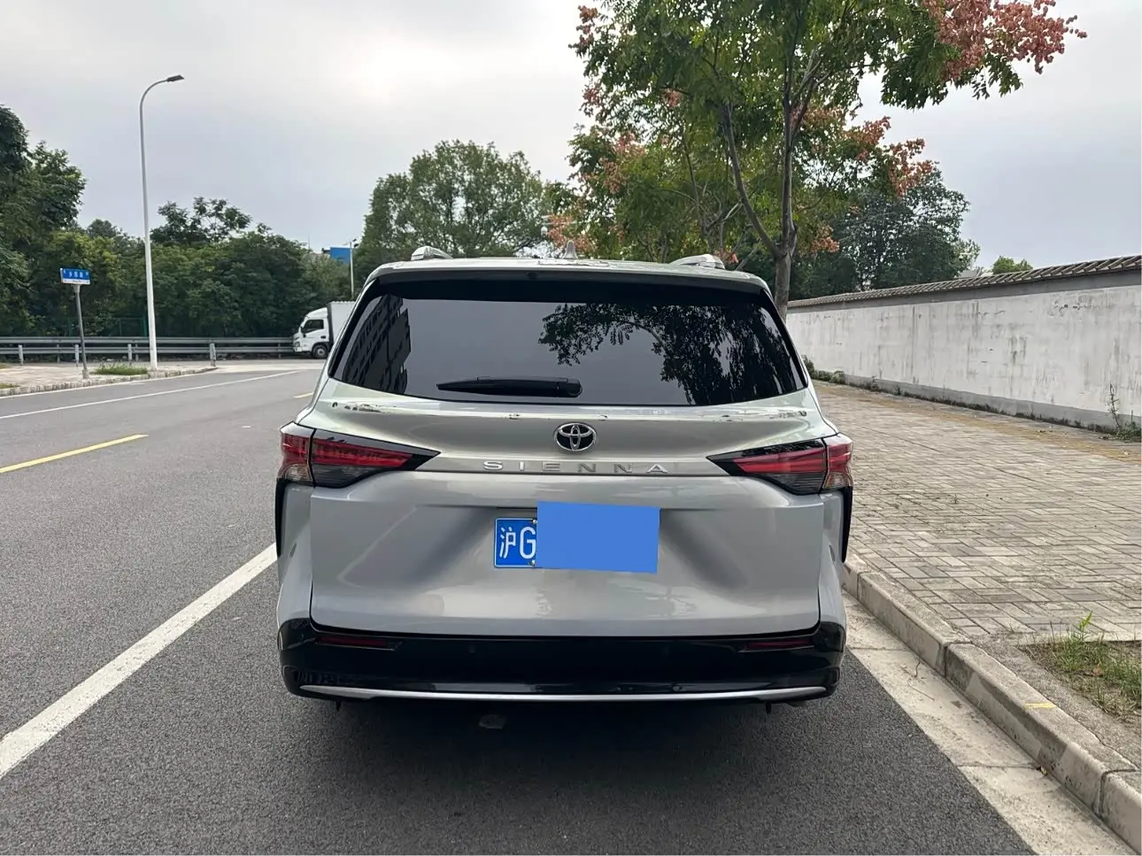 Toyota Sienna 2026 — Photo 3/20