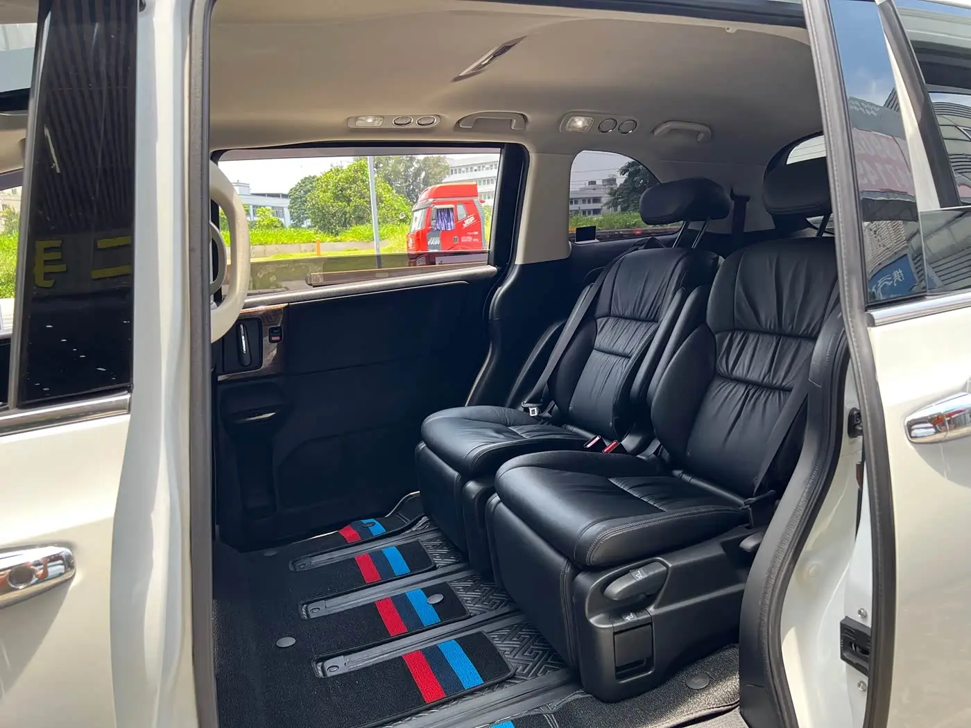 Honda Odyssey 2018 — Photo 5/16