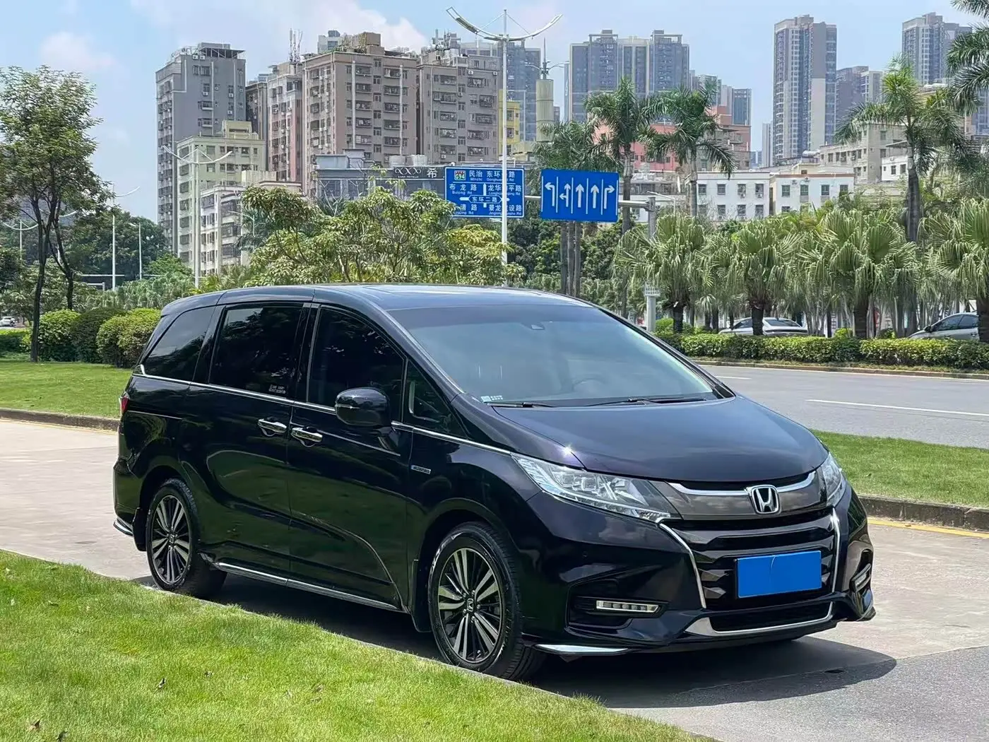 Honda Odyssey 2019 — Şəkil 3/16
