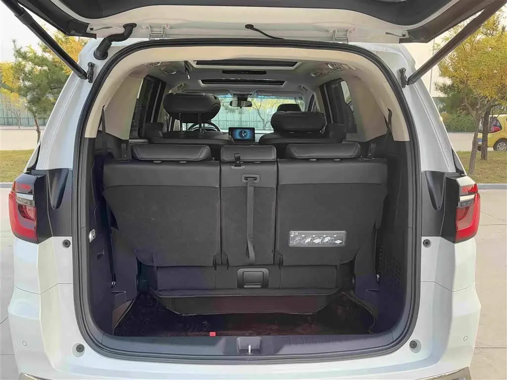 Honda Odyssey 2023 — Photo 20/20