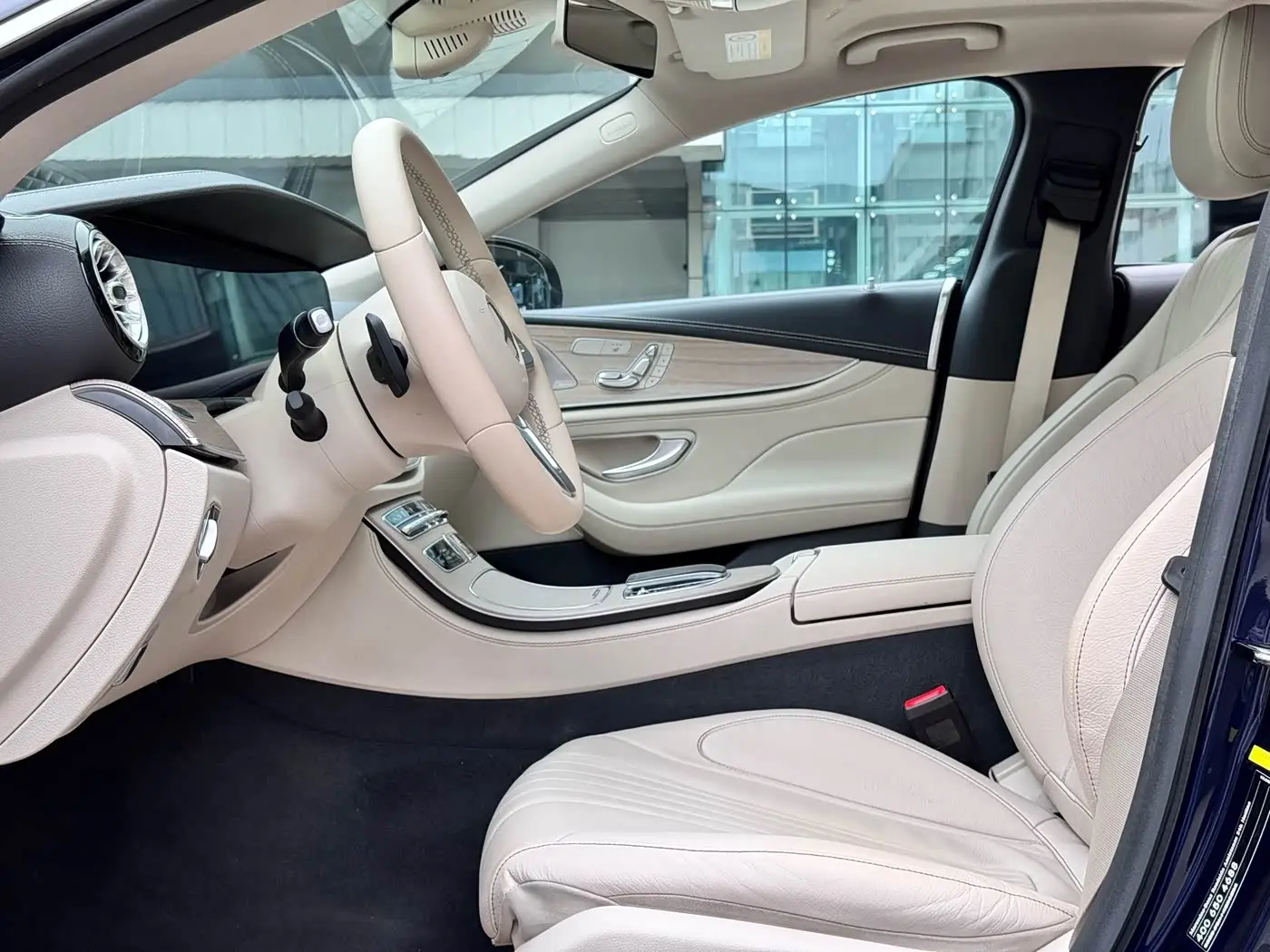 Mercedes-Benz CLS 2019 — Photo 9/15
