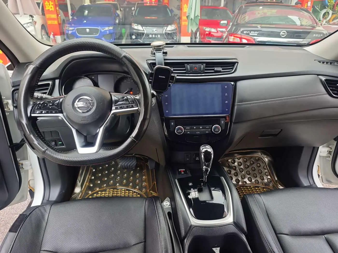 Nissan X-Trail 2020 — Фото 13/20