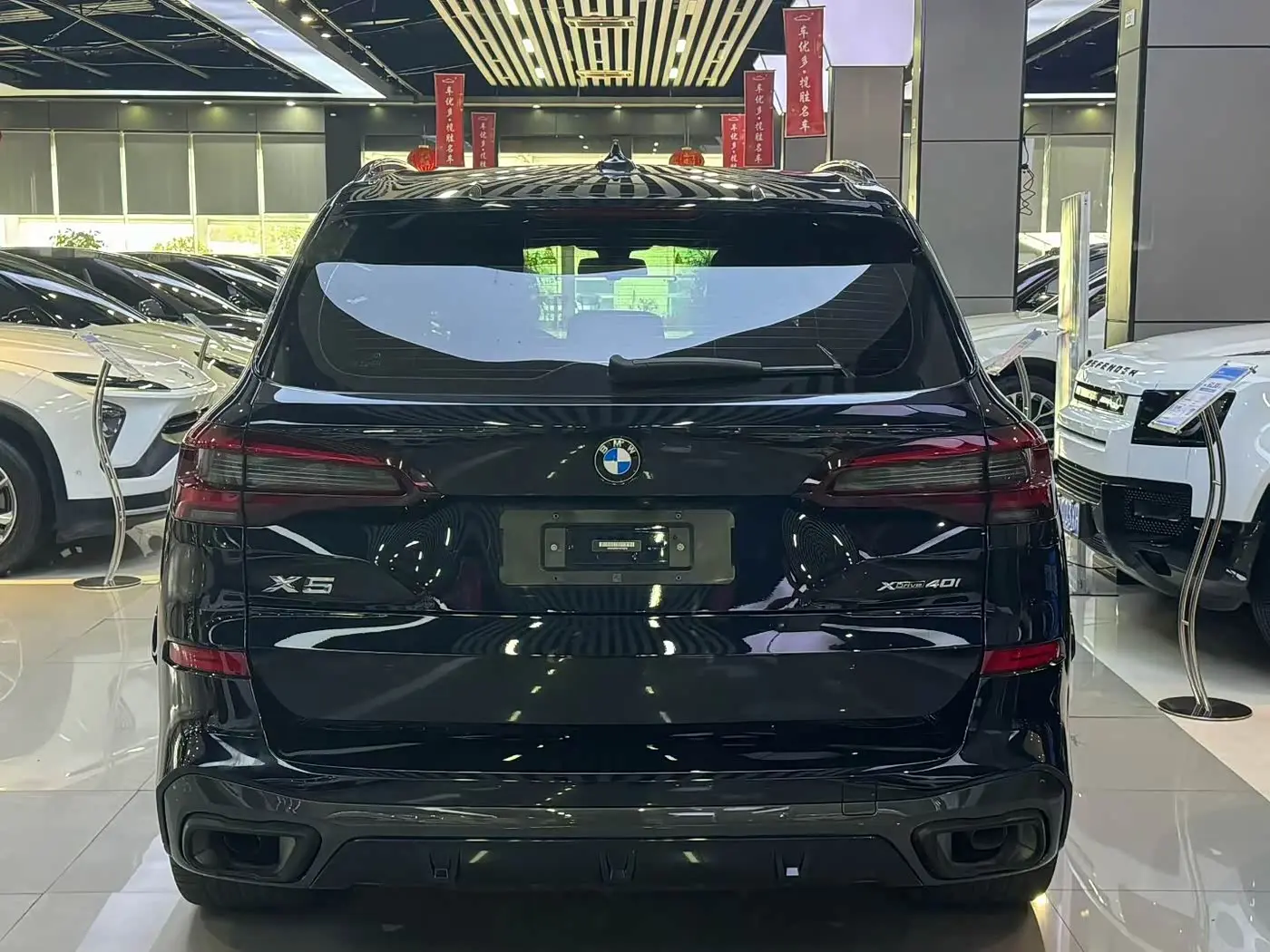 BMW X5 2022 — Photo 8/9