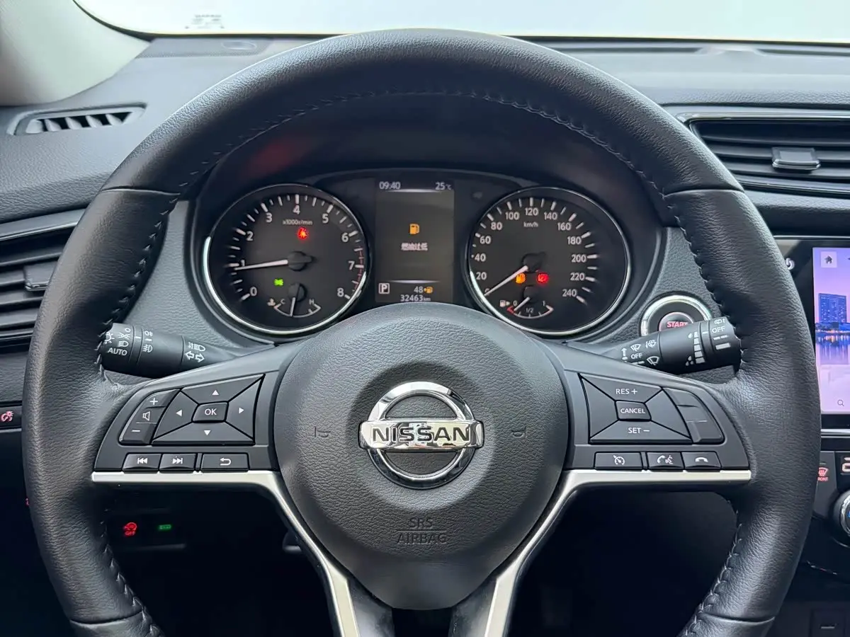 Nissan X-Trail 2023 — Photo 15/20