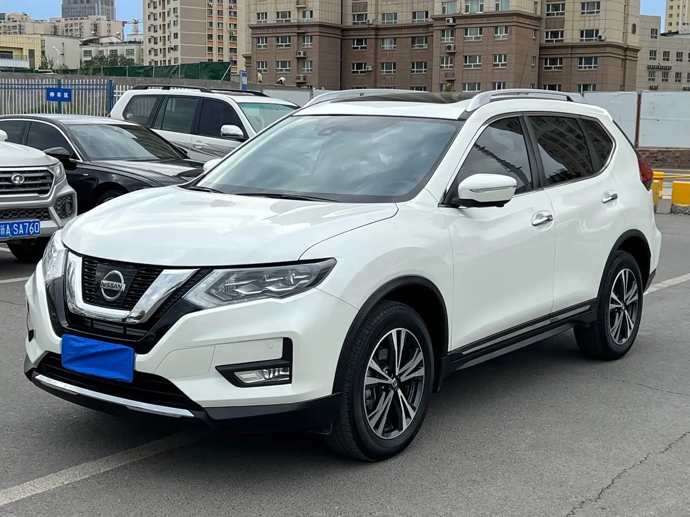 Nissan X-Trail 2020 — Фото 1/9