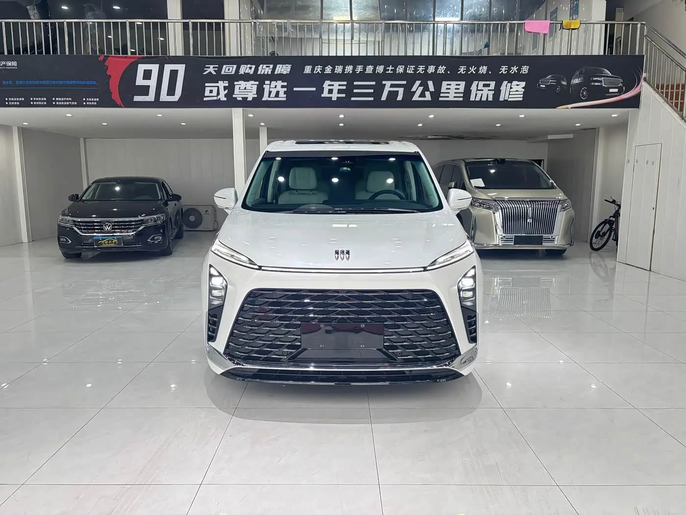 Buick GL8 New Energy 2024 — Photo 2/20