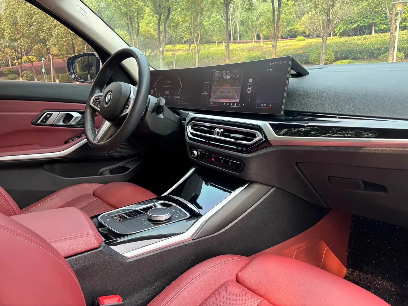 BMW 3 Series 2023 — Фото 16/20