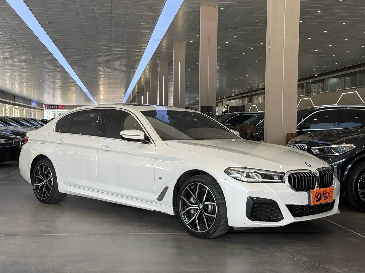 BMW 5 Series 2021 — Şəkil 3/18