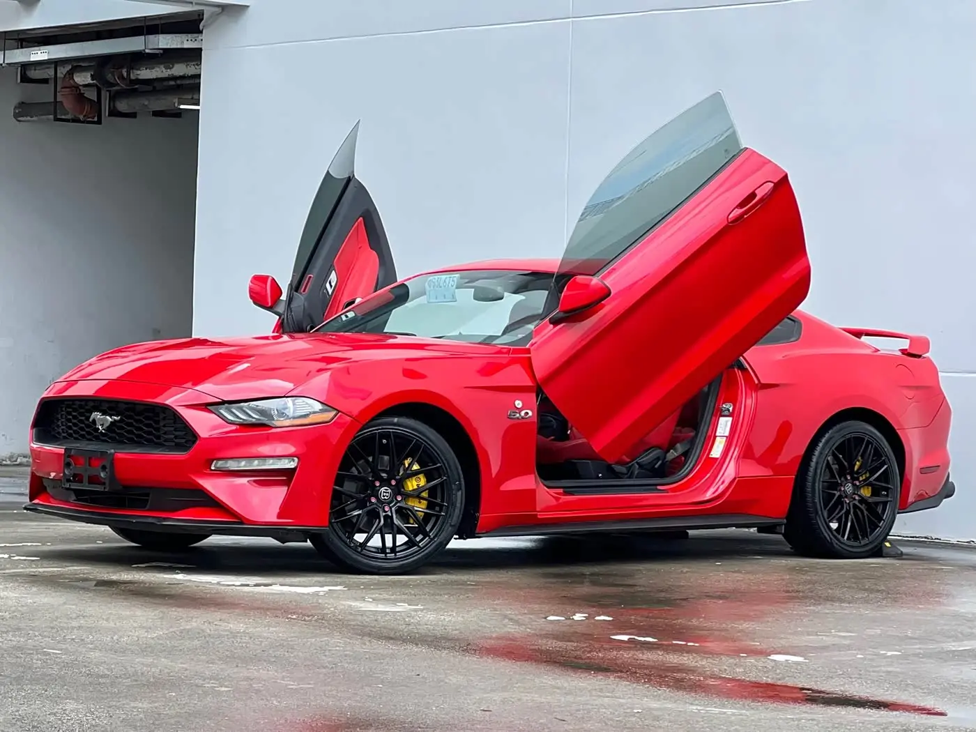 Ford Mustang 2019 — Photo 3/14