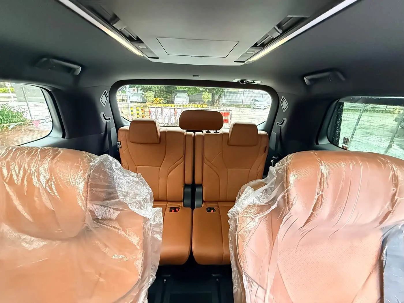 Toyota Vellfire 2026 — Photo 13/20