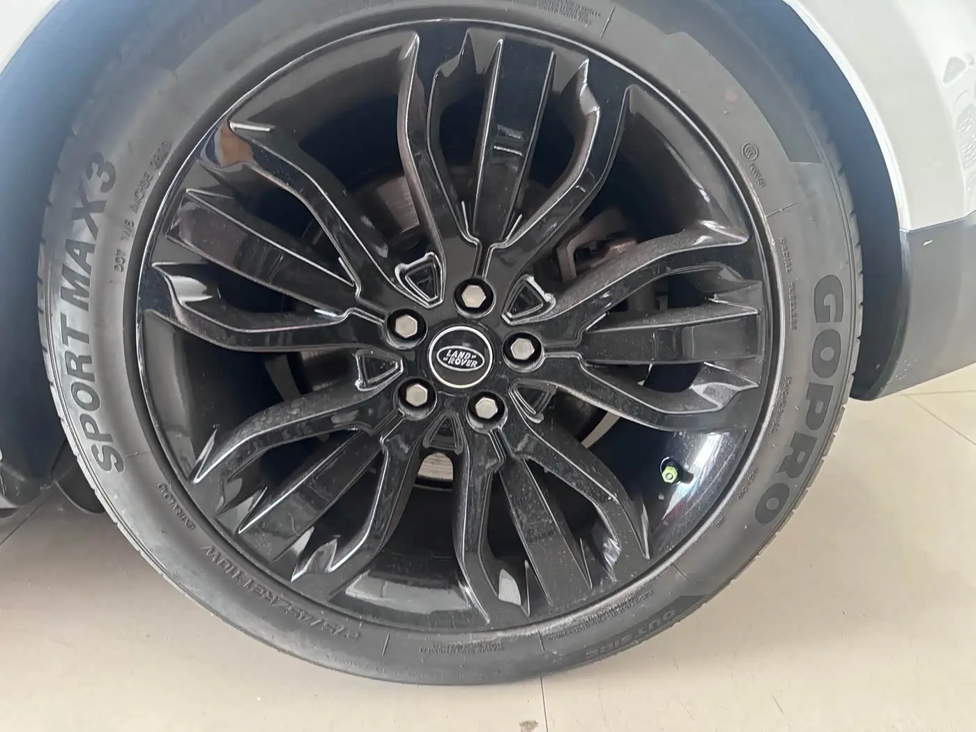 Land Rover Range Rover Sport 2015 — Şəkil 16/20