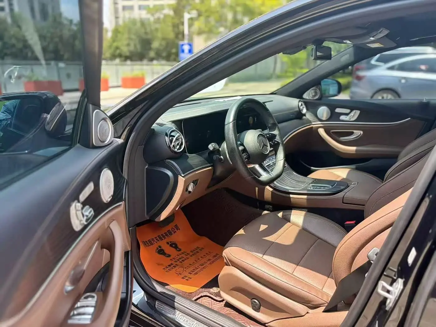 Mercedes-Benz E-Class 2022 — Фото 4/15