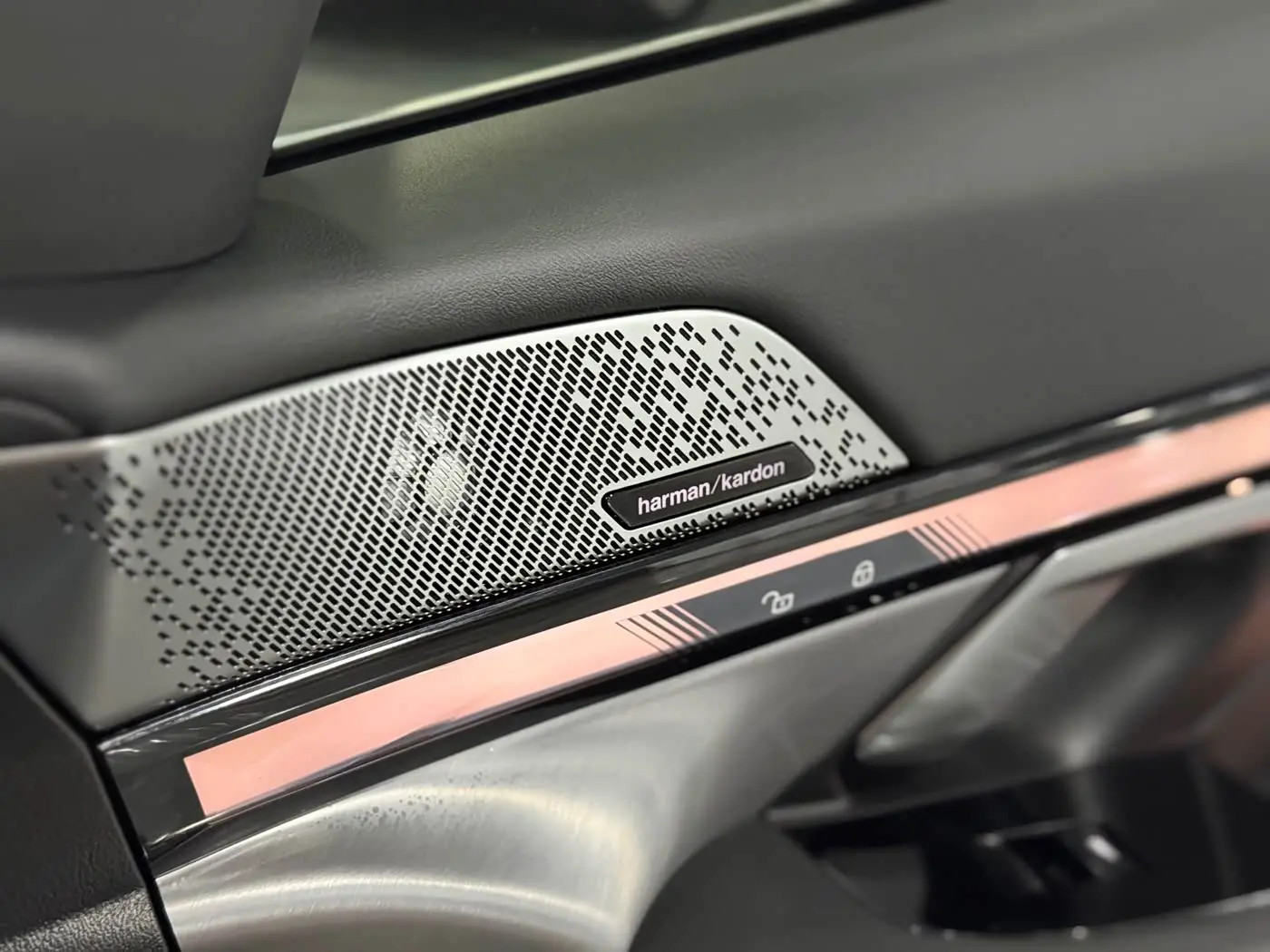 BMW 5 Series 2026 — Photo 10/14