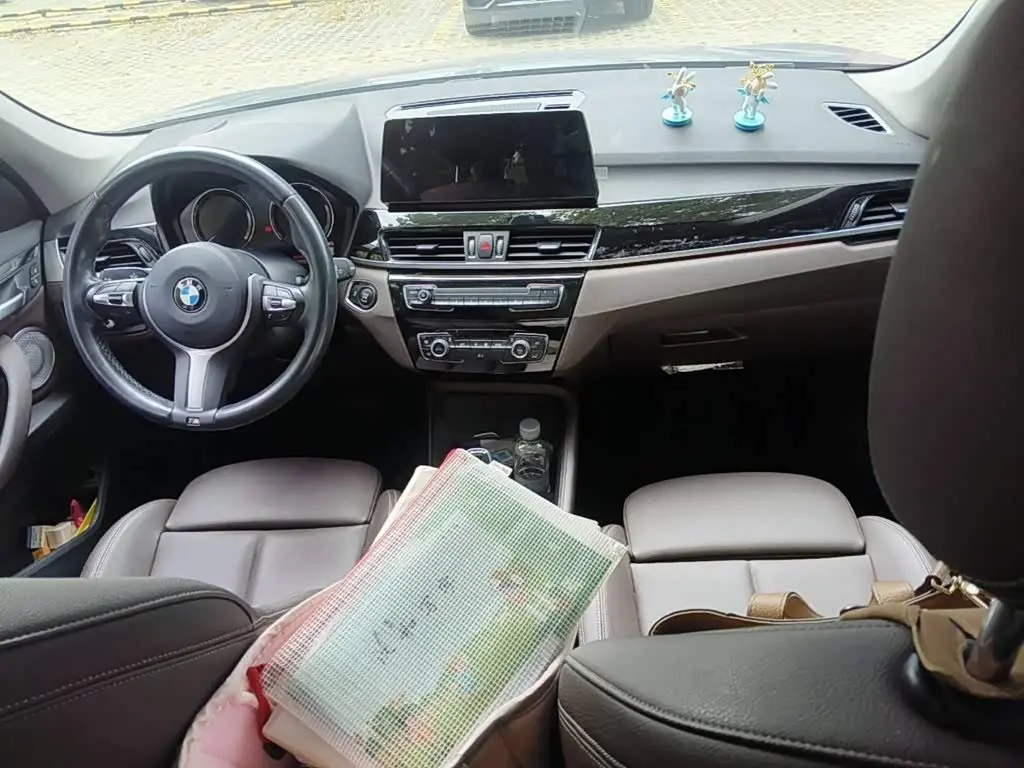 BMW X1 2021 — Фото 12/13
