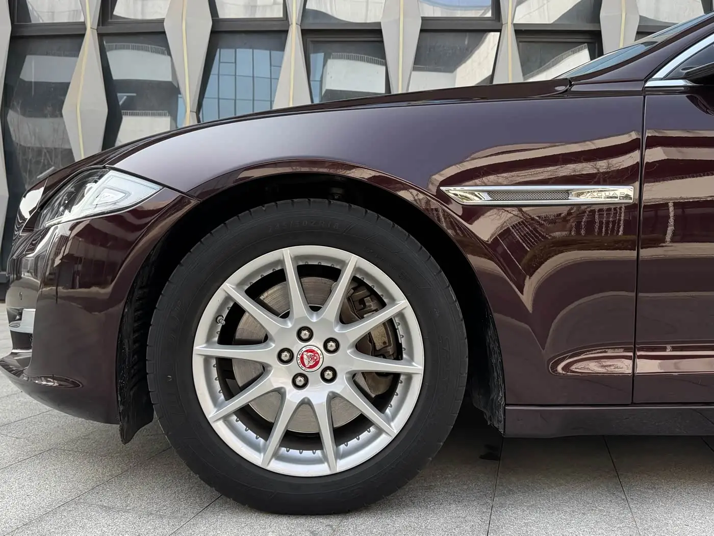 Jaguar XJ 2018 — Şəkil 4/20
