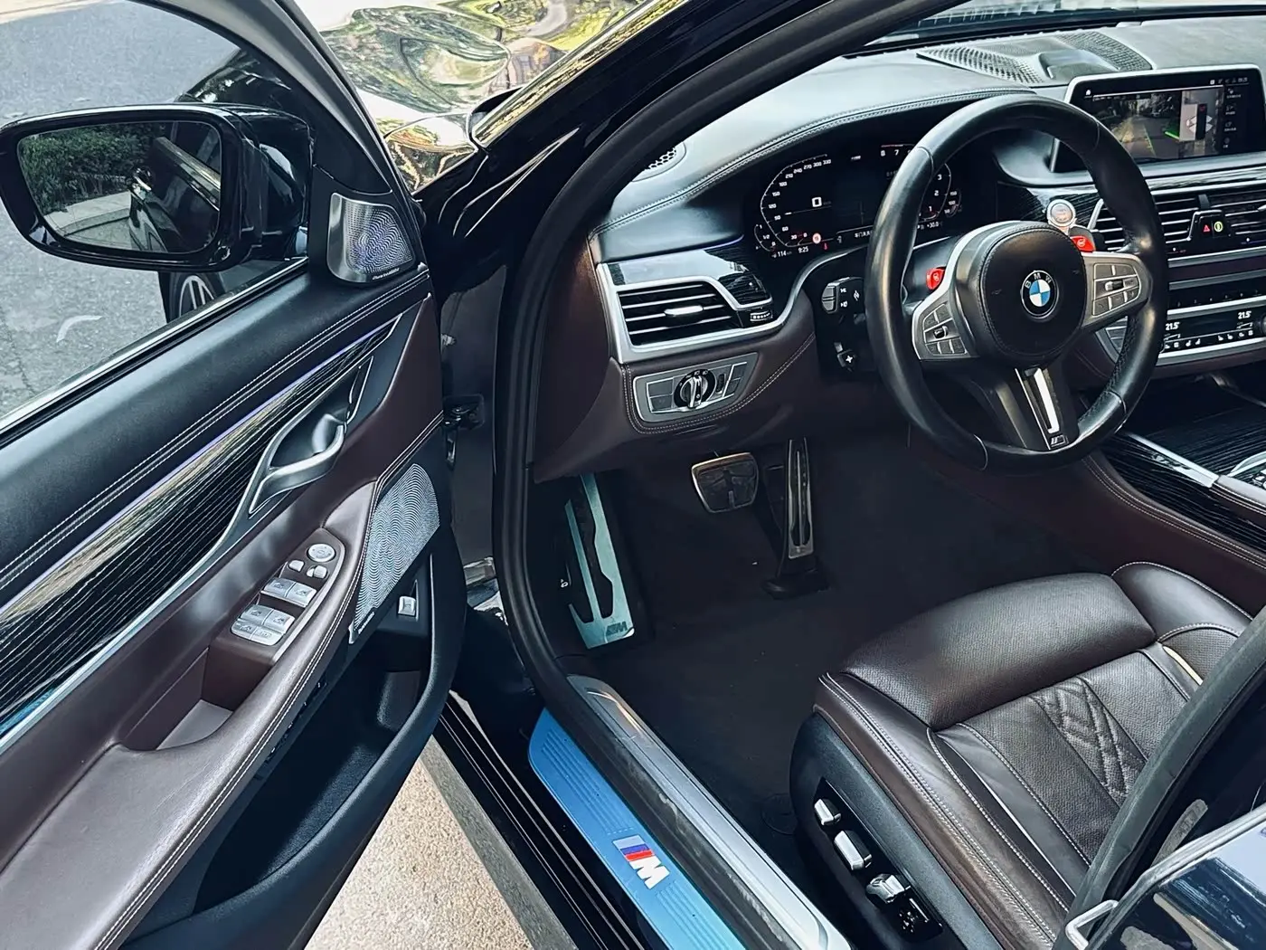 BMW 7 Series 2022 — Photo 5/18
