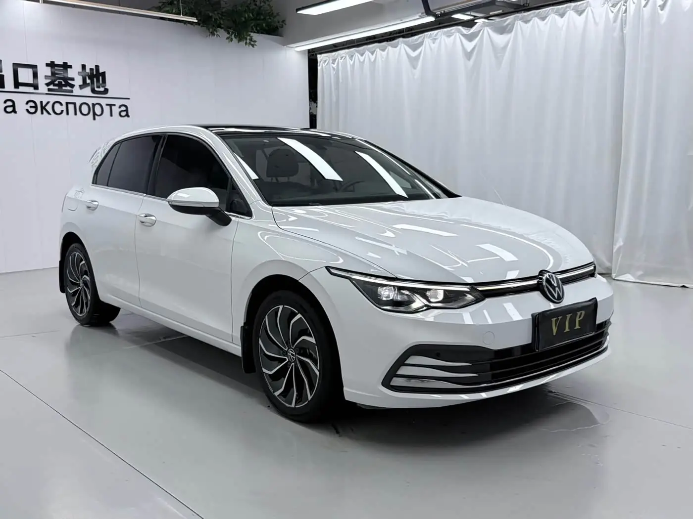 Volkswagen Golf 2022 — Photo 3/17
