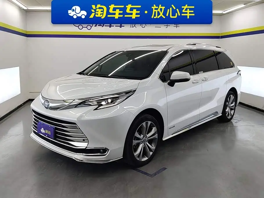Toyota Sienna, 2024