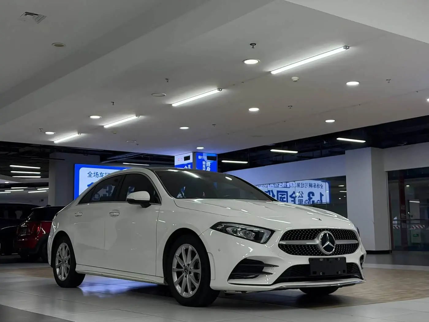 Mercedes-Benz A-Class 2022 — Фото 3/9