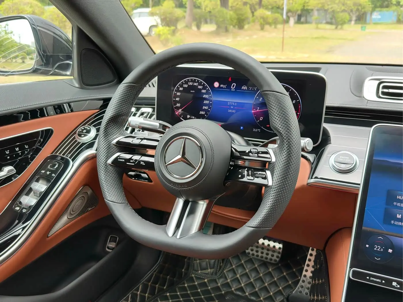 Mercedes-Benz S-Class 2022 — Photo 18/20