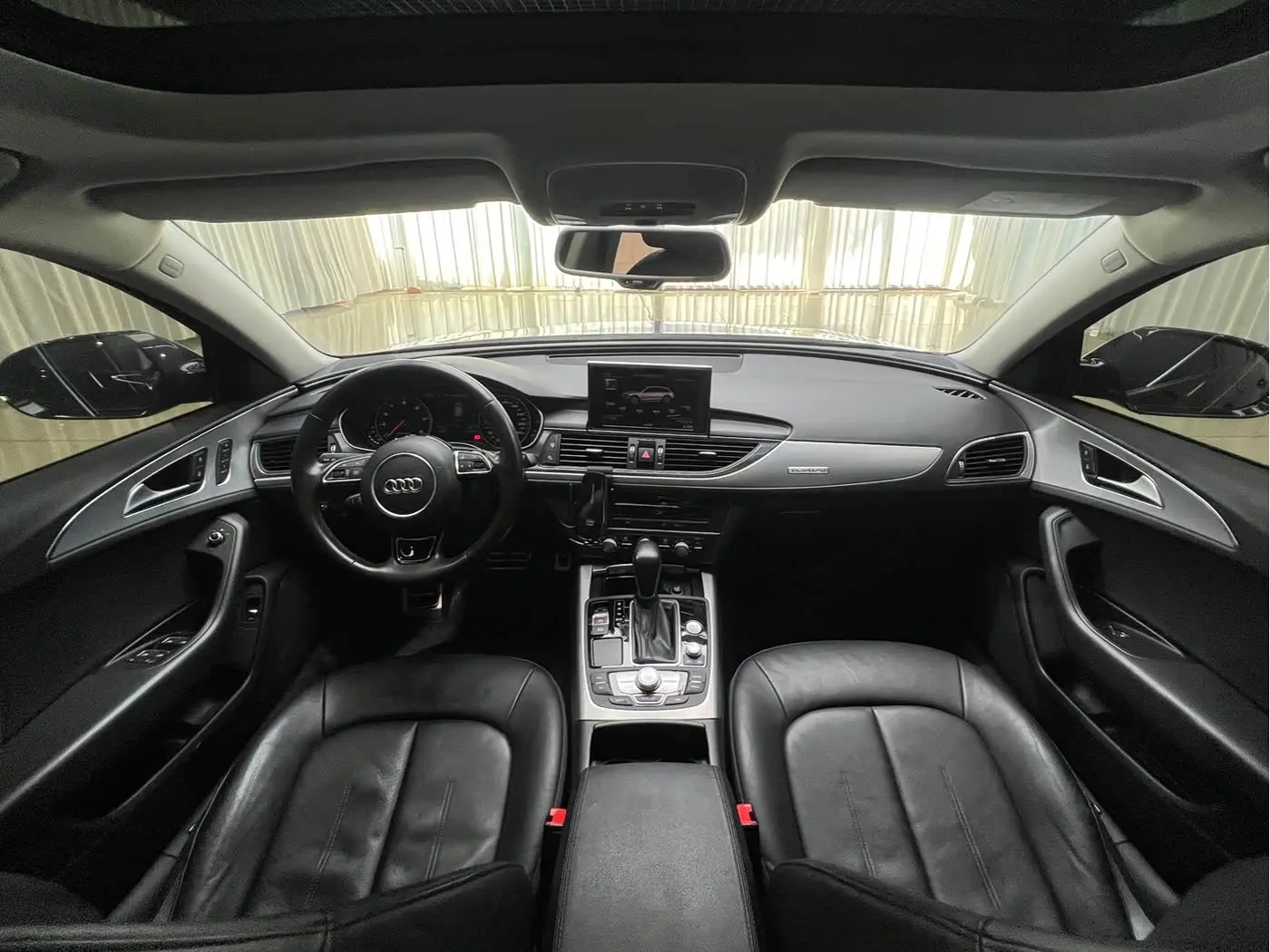 Audi A6 2017 — Photo 12/20