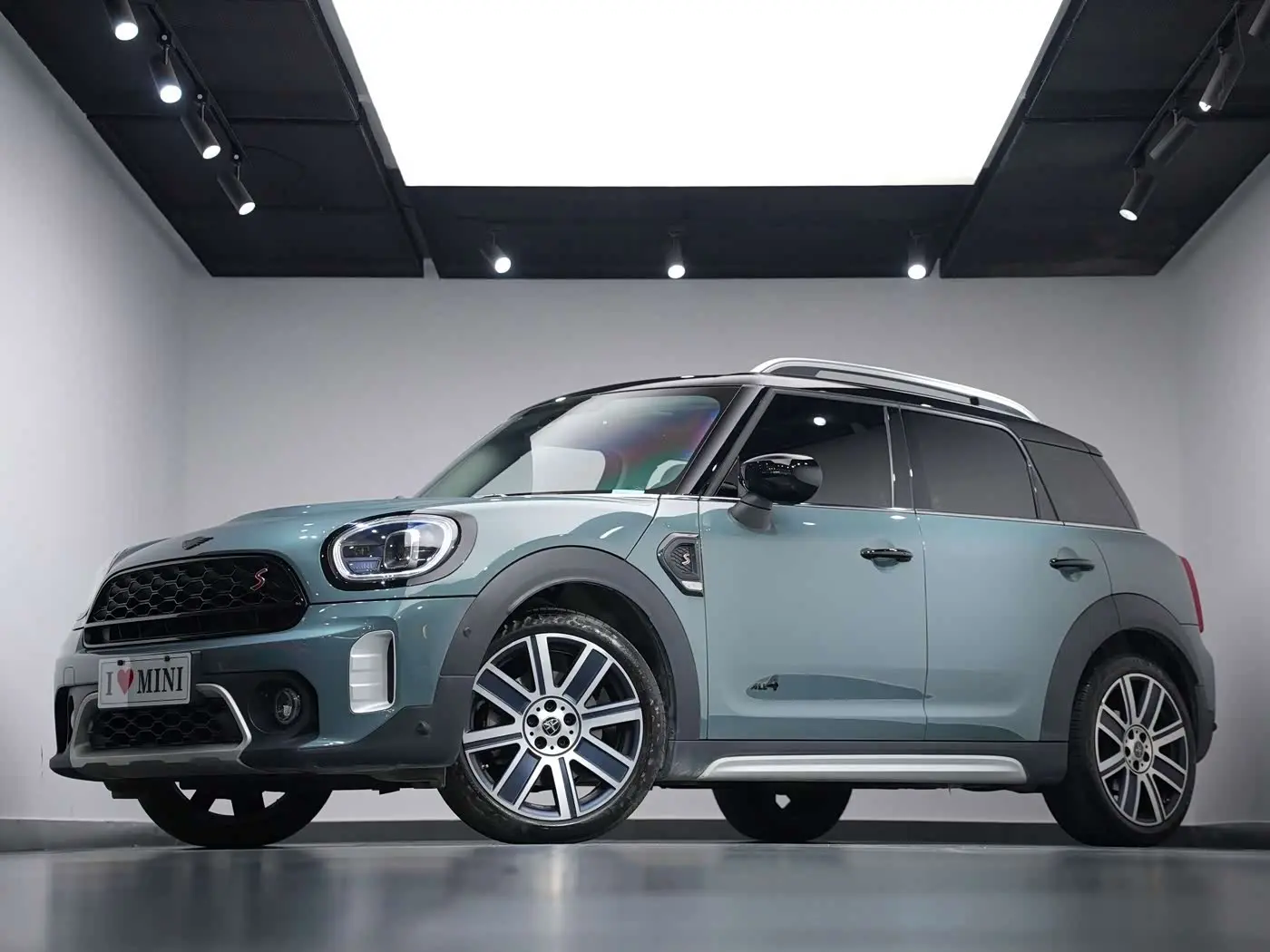 MINI COUNTRYMAN 2022 — Фото 5/20