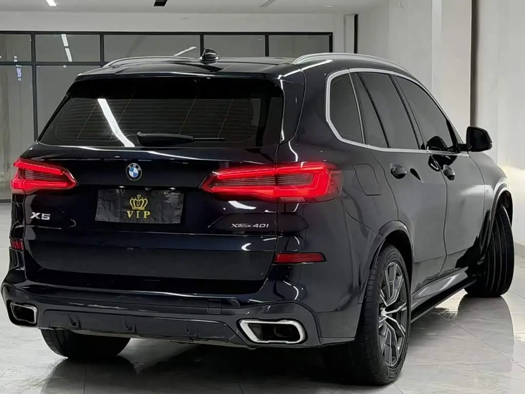 BMW X5 2019 — Фото 8/9