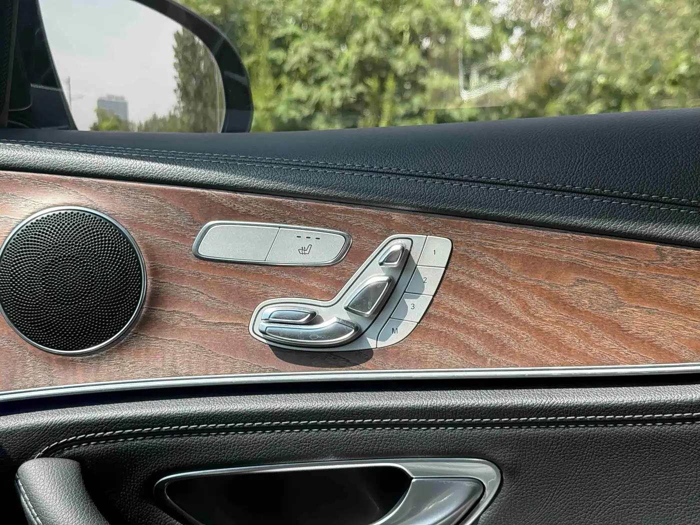 Mercedes-Benz E-Class 2018 — Фото 12/14