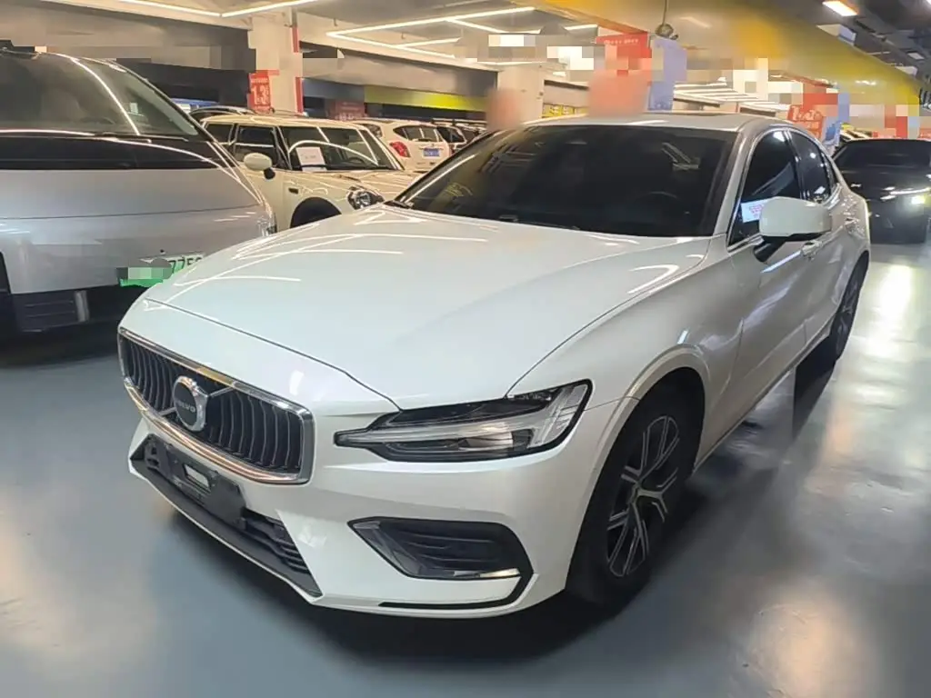 Volvo S60, 2024