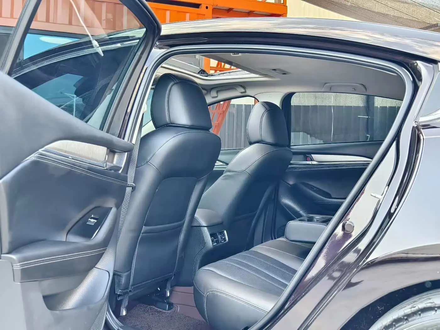 Mazda Atenza 2022 — Photo 6/9