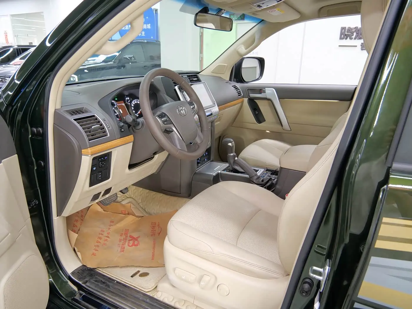 Toyota Prado 2019 — Фото 8/19