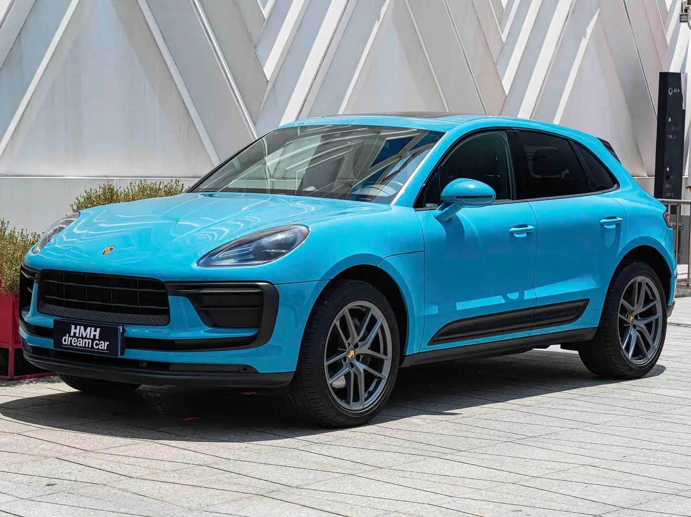 Porsche Macan 2023 — Şəkil 1/19
