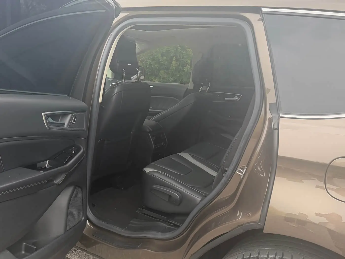 Ford Edge 2018 — Şəkil 10/17