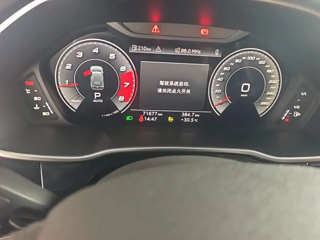 Audi Q3 2022 — Фото 16/19