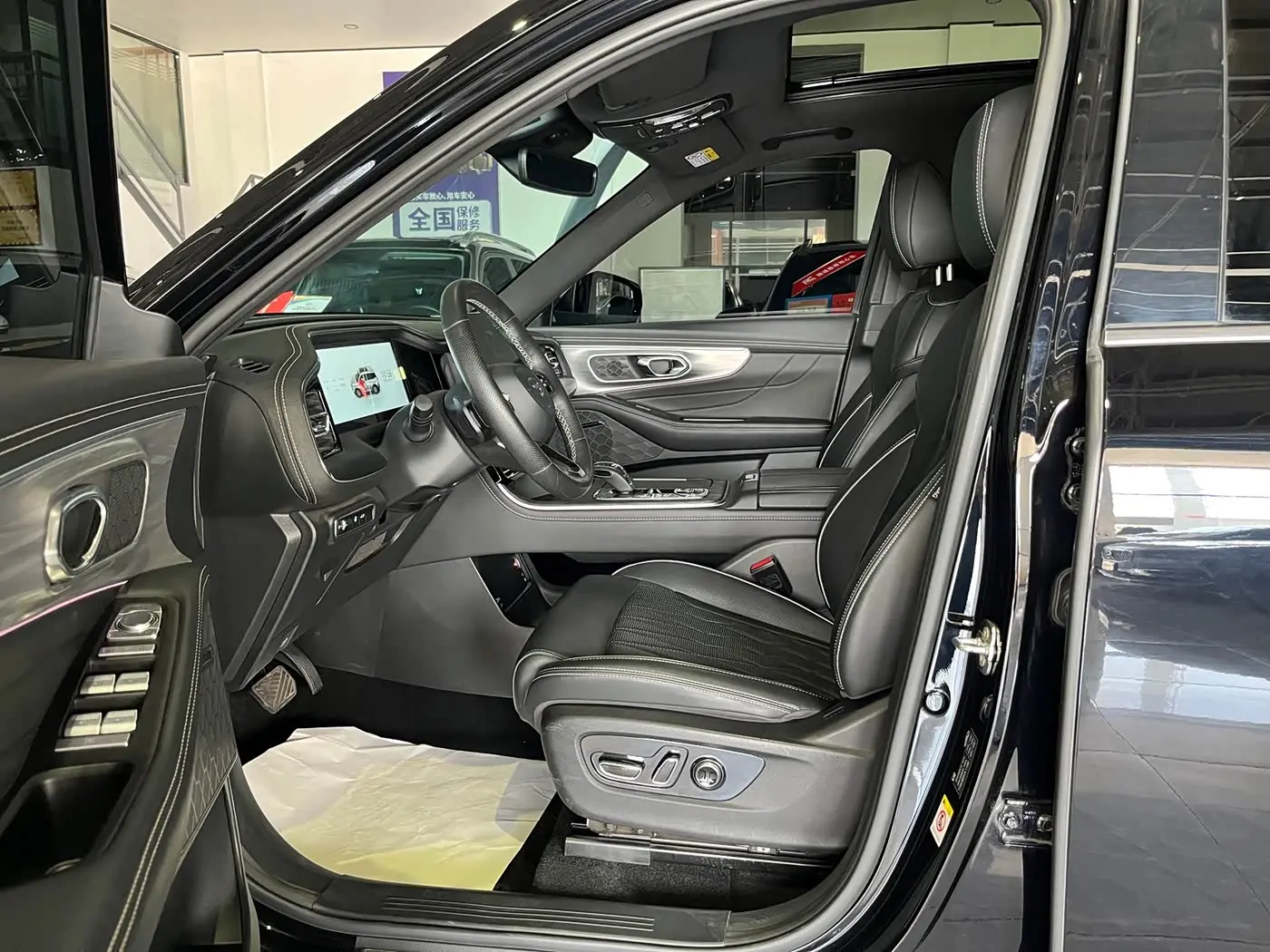 GAC Trumpchi Trumpchi GS8 2024 — Фото 6/13