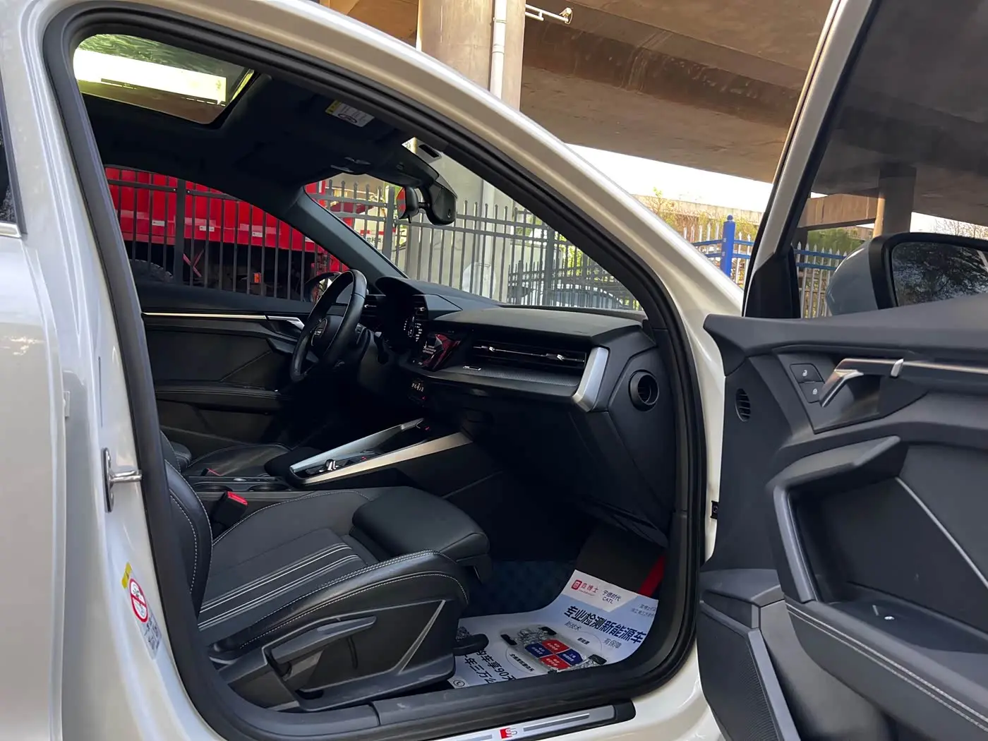 Audi A3 2023 — Photo 8/16